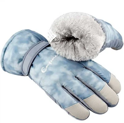 Besh barmoqsiz suzilgan chang'i qo'lqoplari